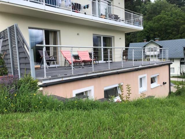 Velden View Ferienwohnung Mit Grosser Sonnenterrasse Und See- Und Karawankenblick Velden am Wörther See Extérieur photo